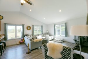 1315 Coddington living room