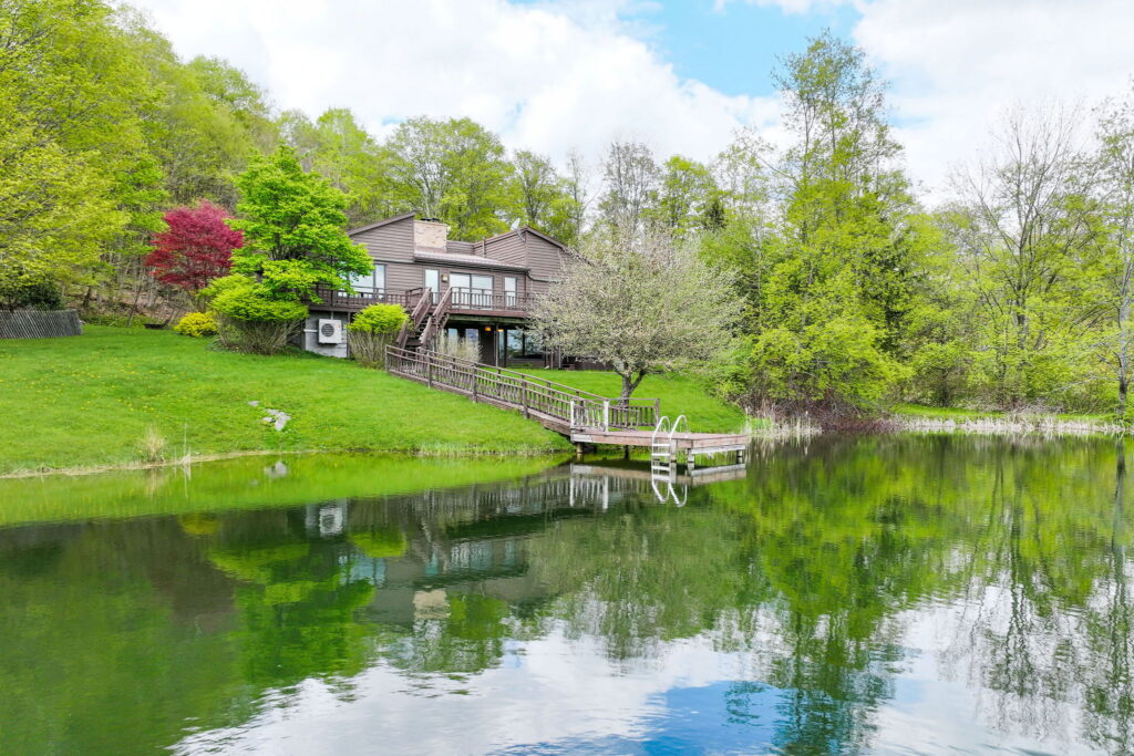 2359 Sessions Hill pond